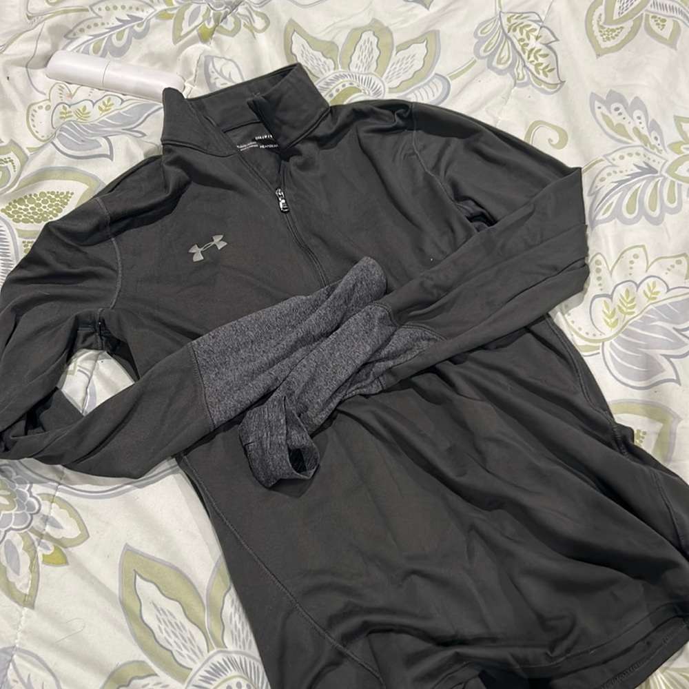 Under Armour size S grey half zip longsleeve